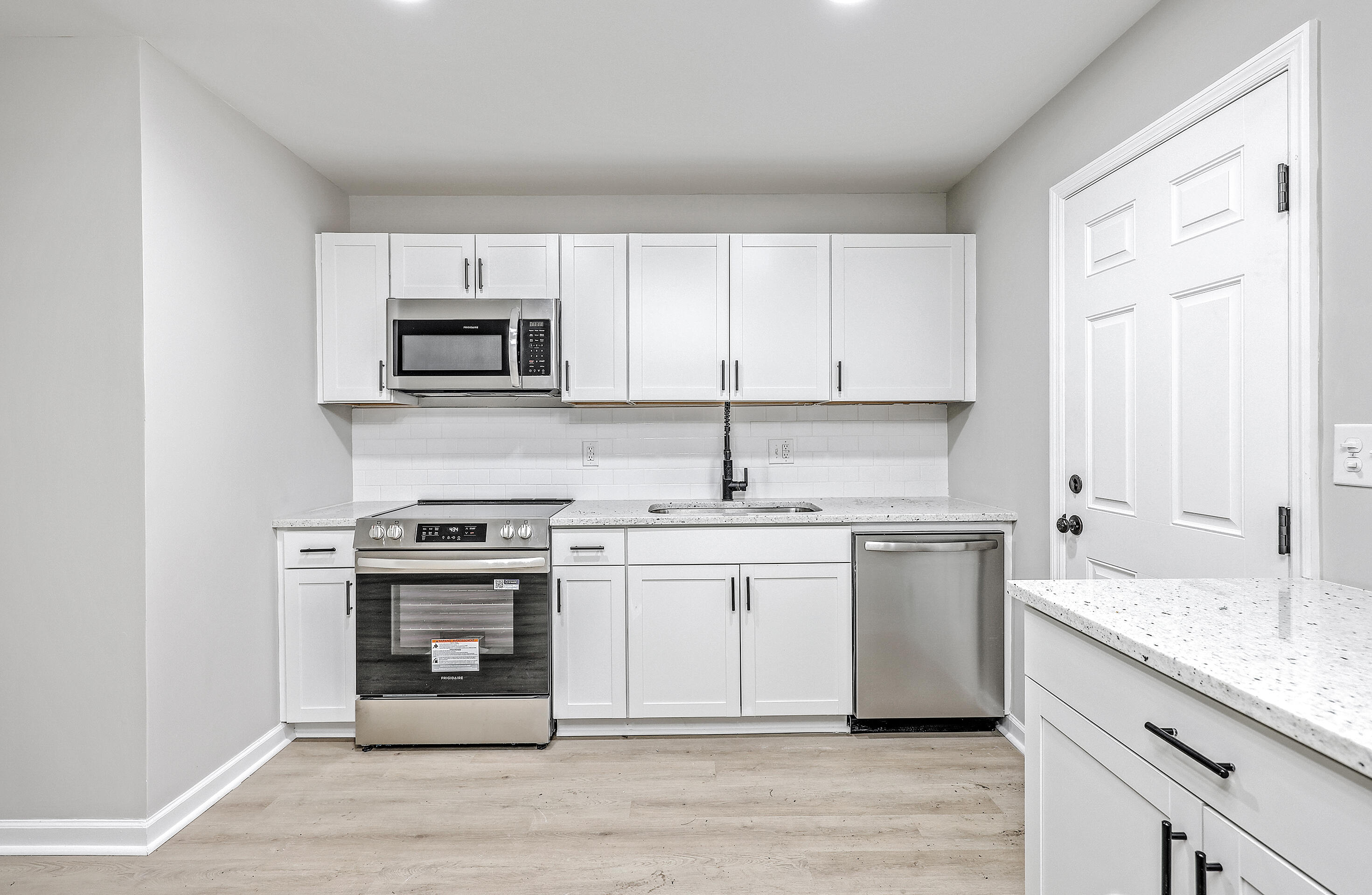 2228 Mendel Rivers Road St. Stephen, SC 29479 - Photo 9 of 28 ZYN_9023_4_5_6_7_8_9