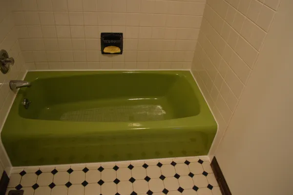 $290,000 | 1701 Woodcrest Drive, St. Anne, IL 60964