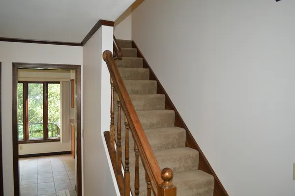 $287,900 | 1701 Woodcrest Drive, St. Anne, IL 60964