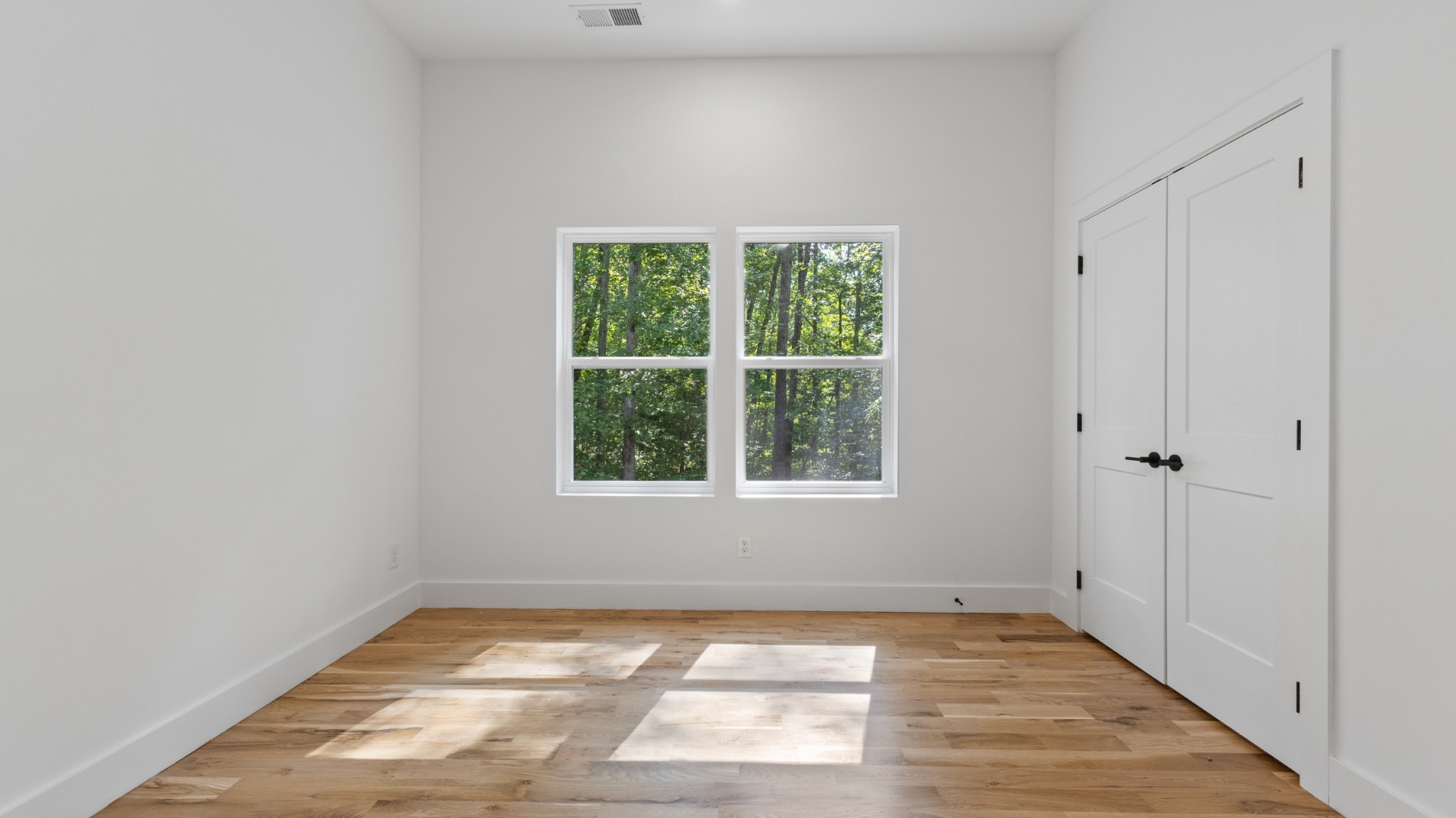 108 Devils Backbone Lane Manchester, TN 37355 - Photo 34 of 51 a view of an empty room with a window