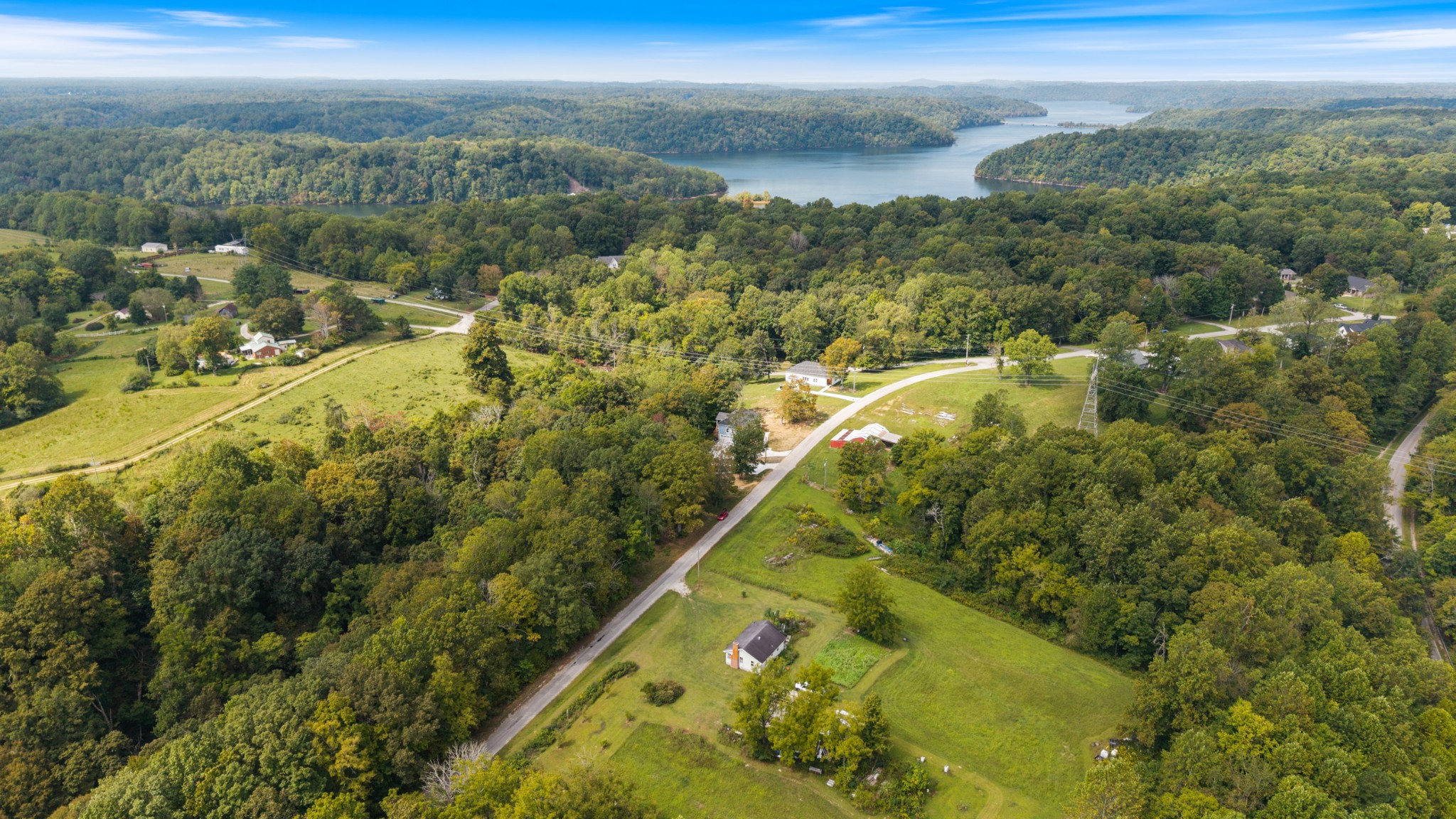 108 Devils Backbone Lane Manchester, TN 37355 - Photo 49 of 51 a view of a lake from a balcony