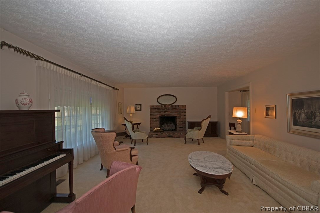 11532 Harcum Road Gloucester, VA 23061 - Photo 9 of 34