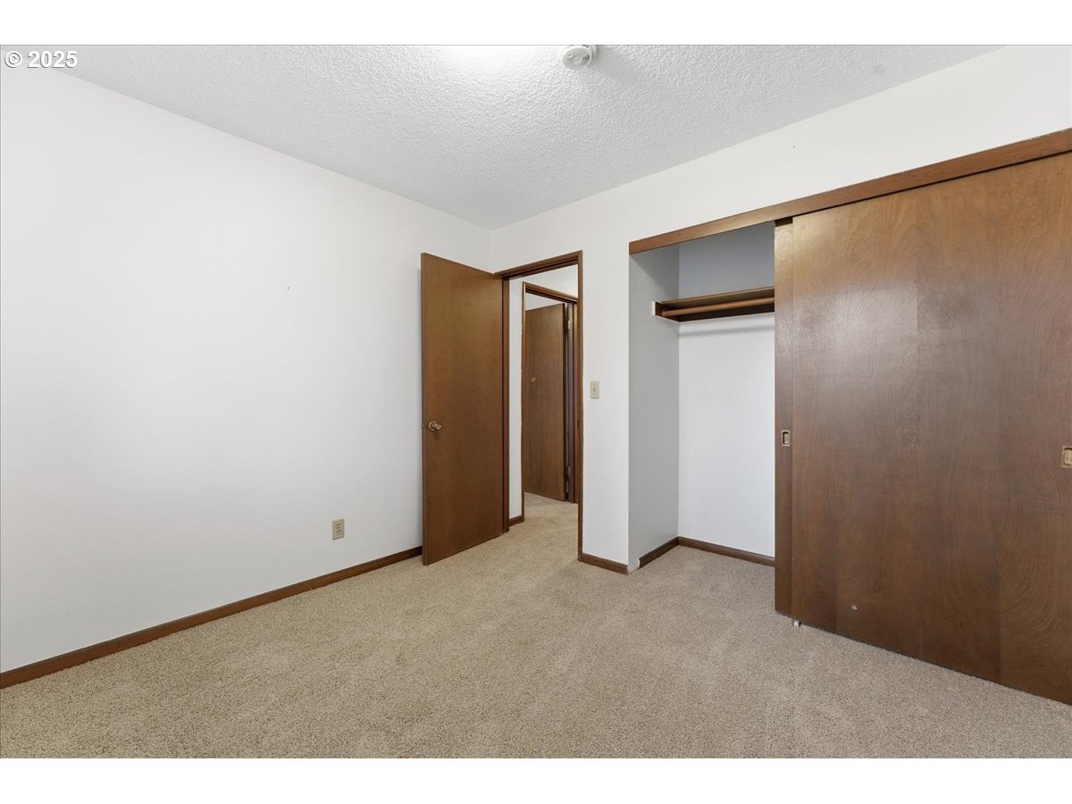 6760 Southwest 199th Court Beaverton, OR 97078 - Photo 26 of 44 a view of an empty room