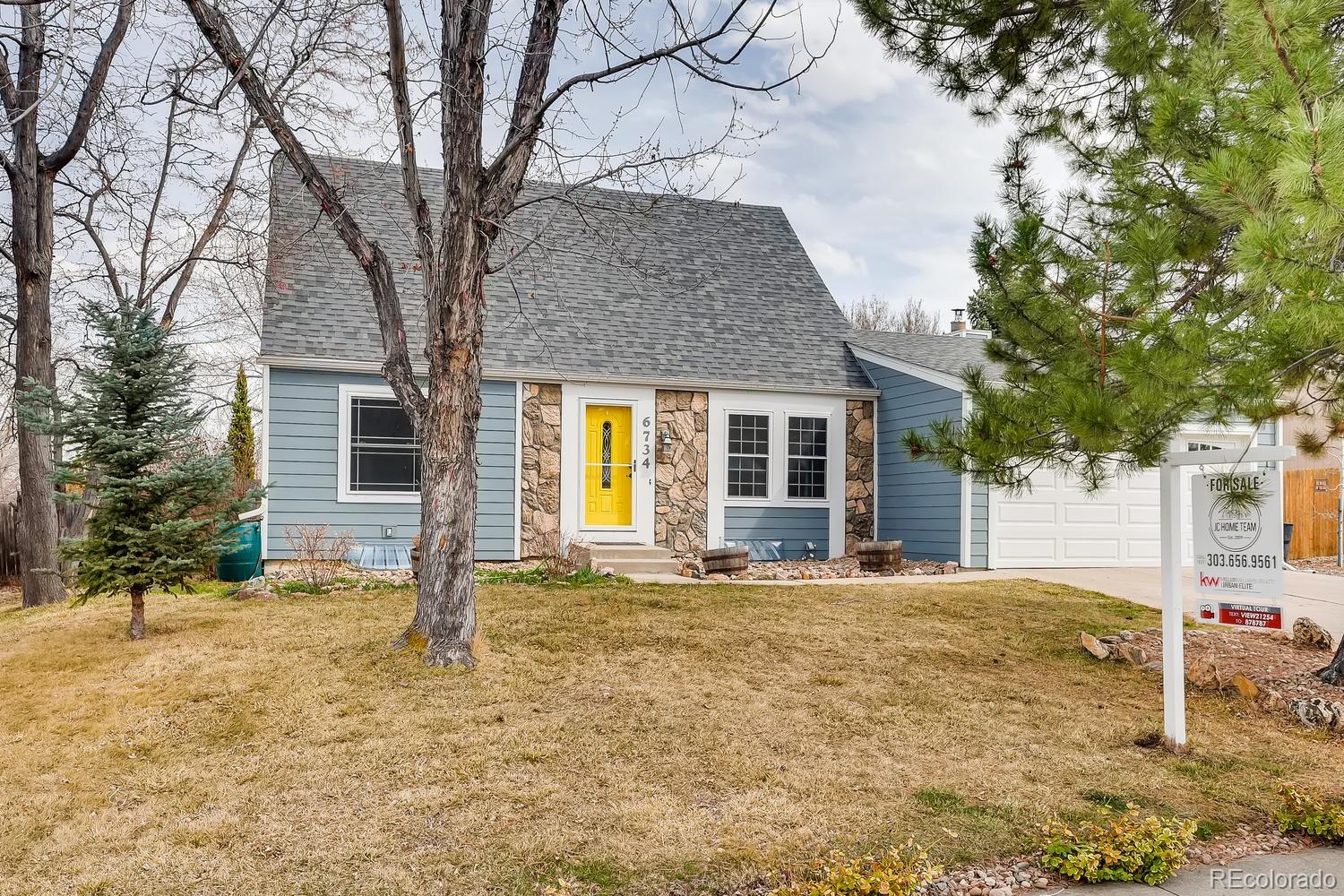6734 Kendall Street Arvada, CO 80003 - Photo 7 of 36 a backyard of a house