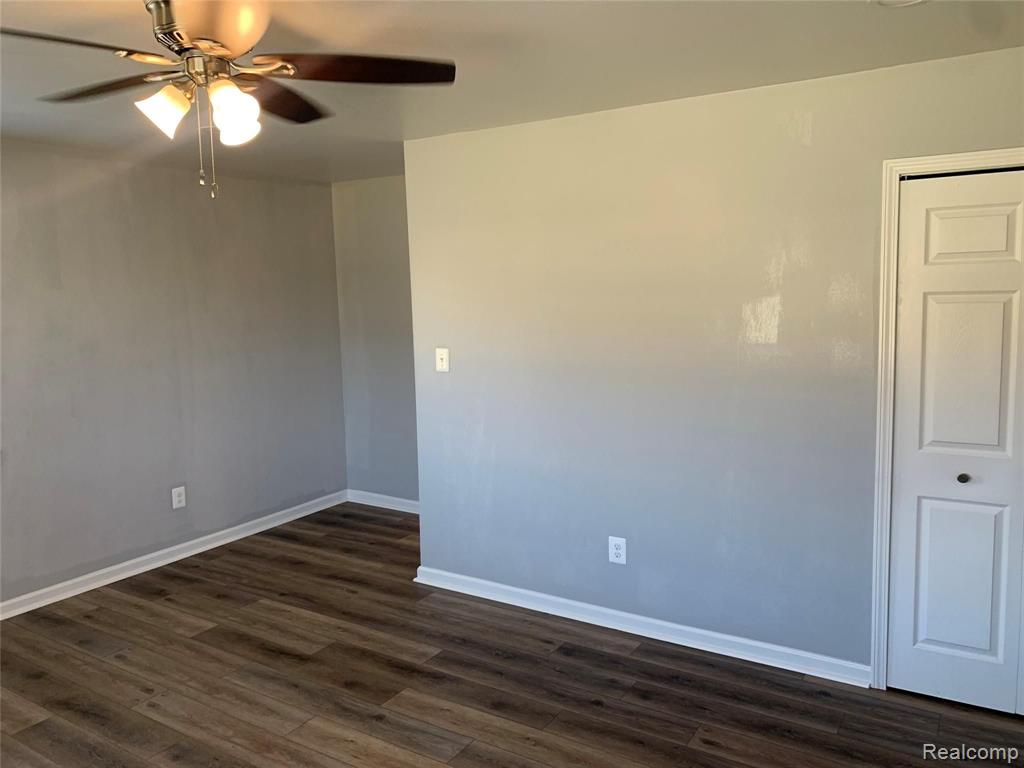 8401 18 18 Mile Road, Unit 81 Sterling Heights, MI 48313 - Photo 3 of 20