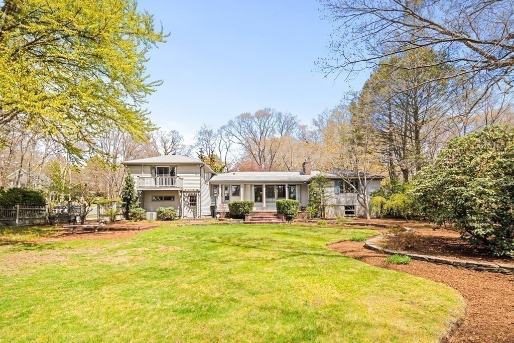 1 Lantern Lane Lexington, MA 02421 - Photo 36 of 39