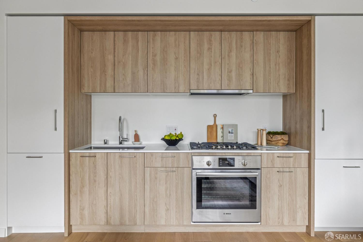 915 North Point Street, Unit R4 San Francisco, CA 94109 - Photo 10 of 27