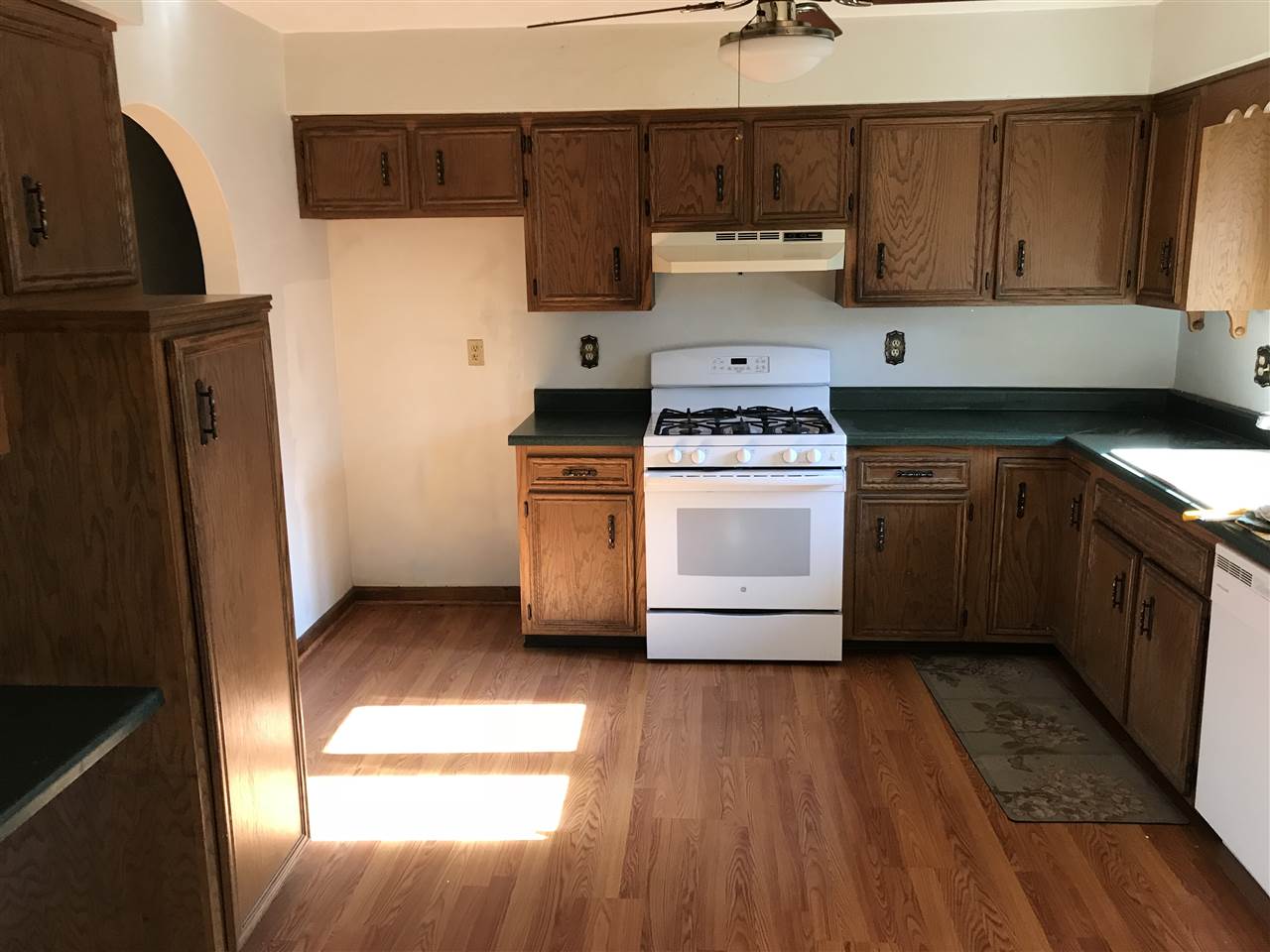12820 Annapolis Road Rockton, IL 61072 - Photo 7 of 15 Gallery Image 7