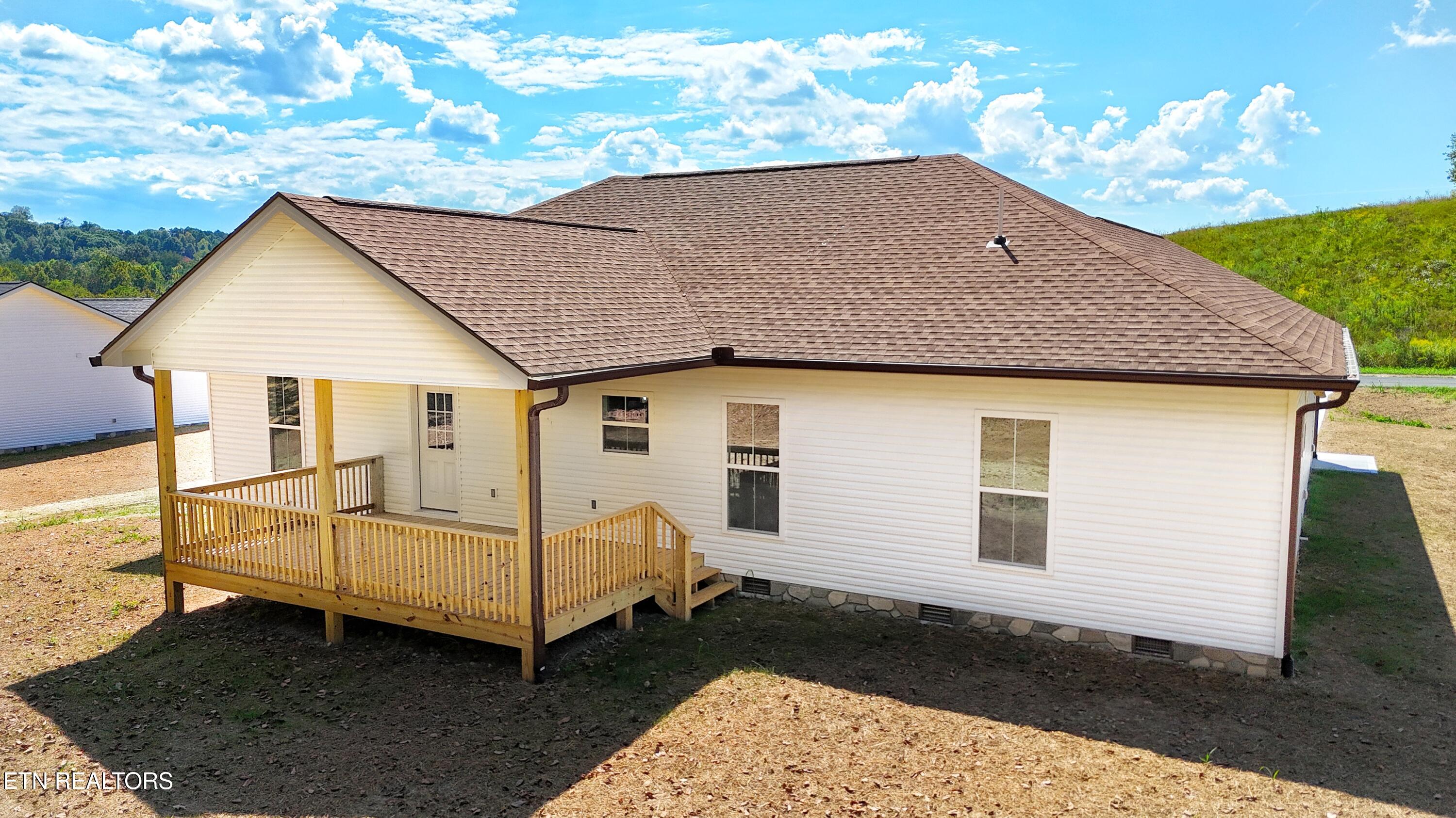 253 Splendor Way Parrottsville, TN 37843 - Photo 5 of 30 REAR ELEVATION