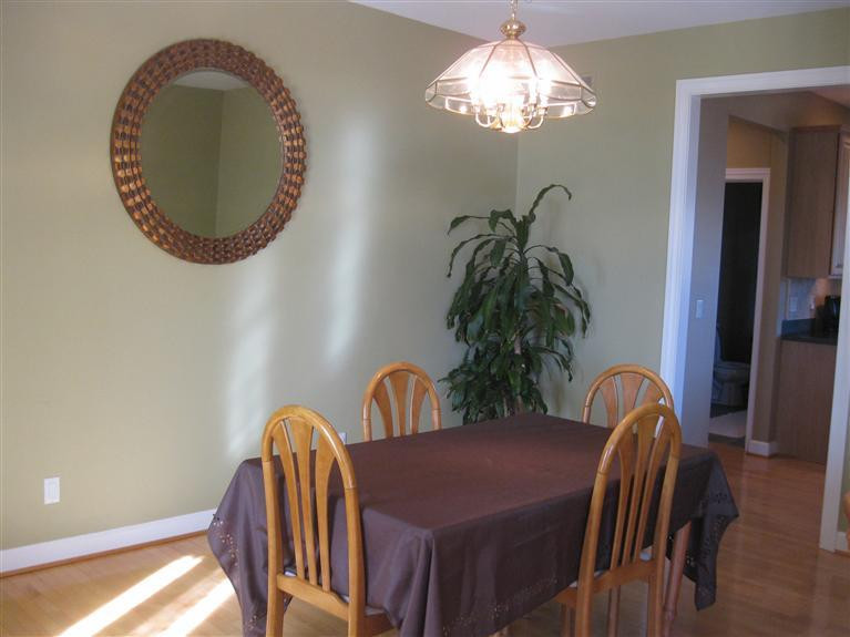 10261 Timber Ridge Drive Milan, MI 48160 - Photo 24 of 52 Gleaming hardwood floors in dining room