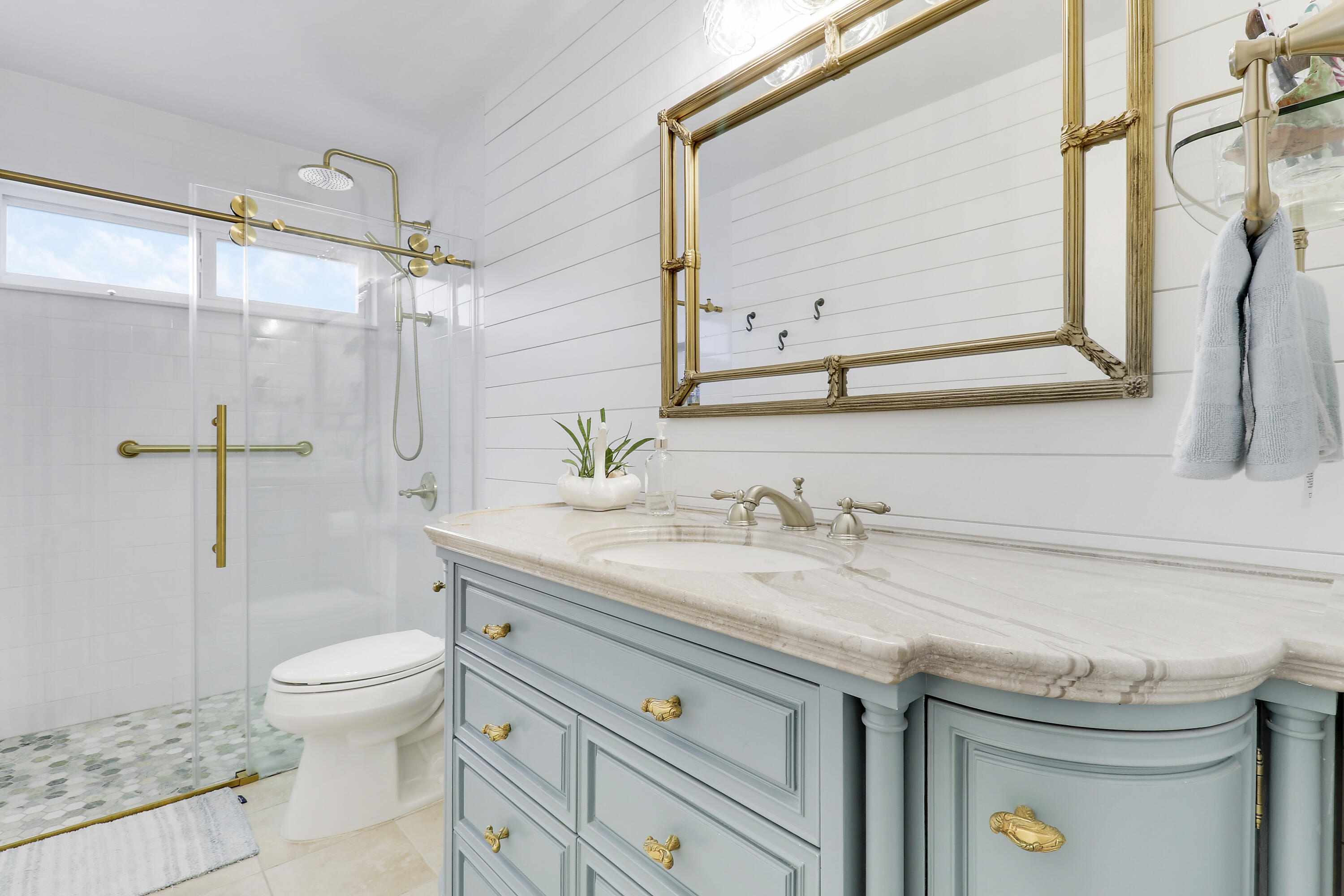 10421 Southwest 107th Street Miami, FL 33176 - Photo 11 of 33 Primary