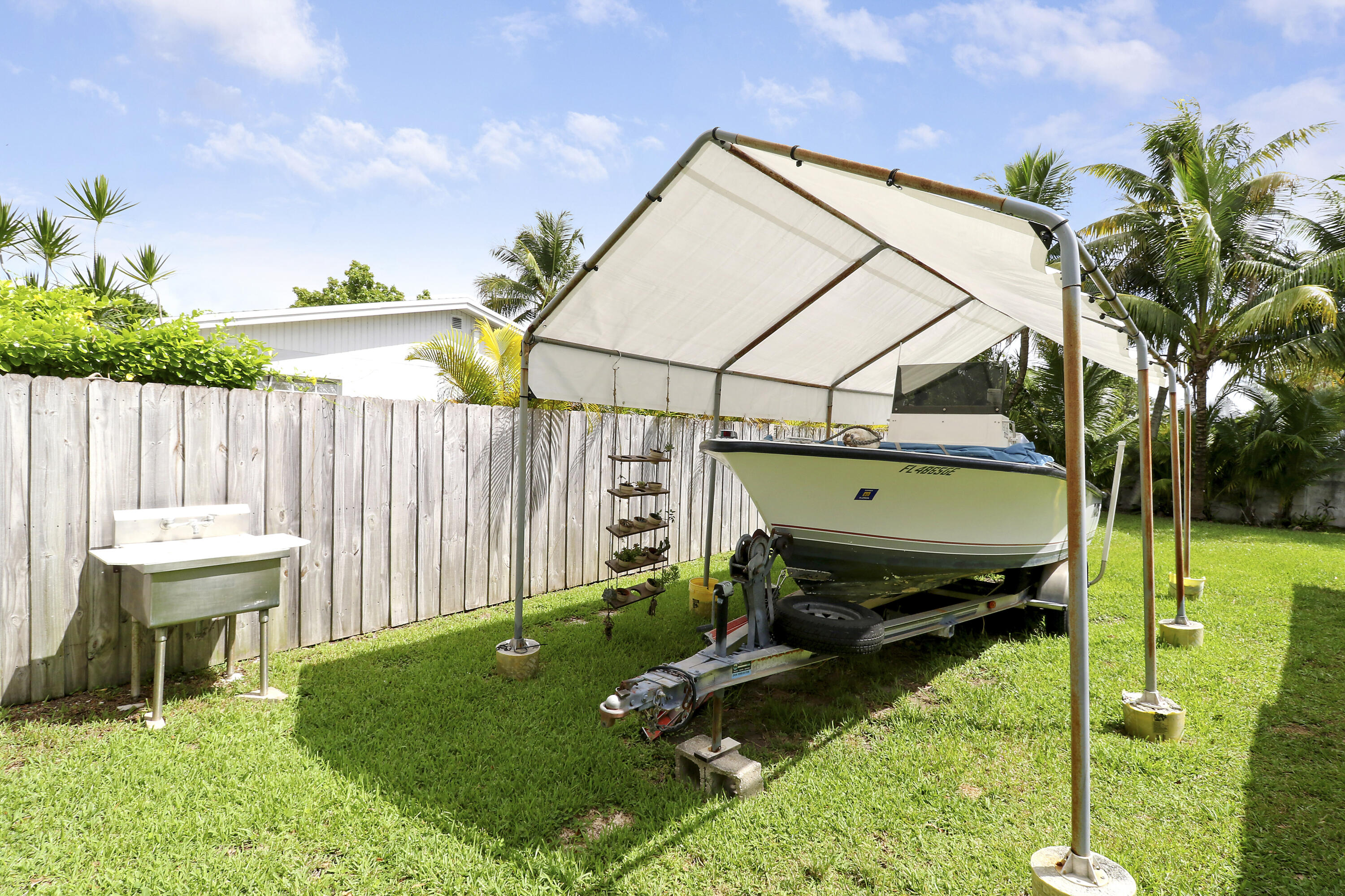 10421 Southwest 107th Street Miami, FL 33176 - Photo 22 of 33 Canopy for Boat