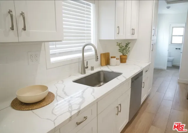 $1,155,000 | 10233 South 5th Avenue, Inglewood, CA 90303