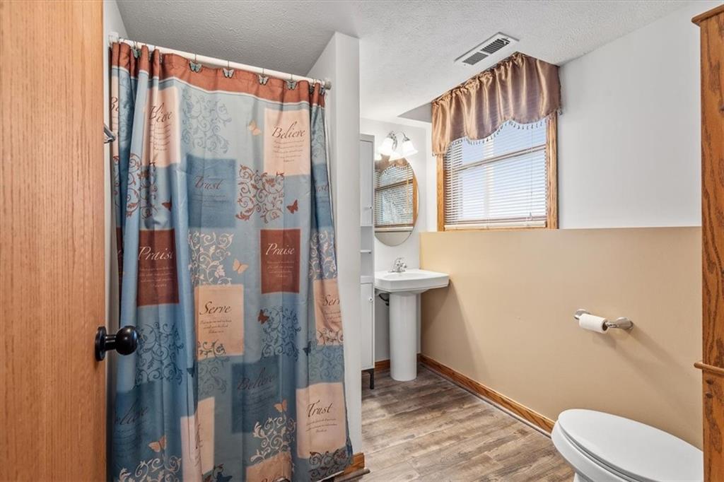 176 Hoffmaster Road New Castle, PA 16102 - Photo 11 of 25 Gallery Image 11