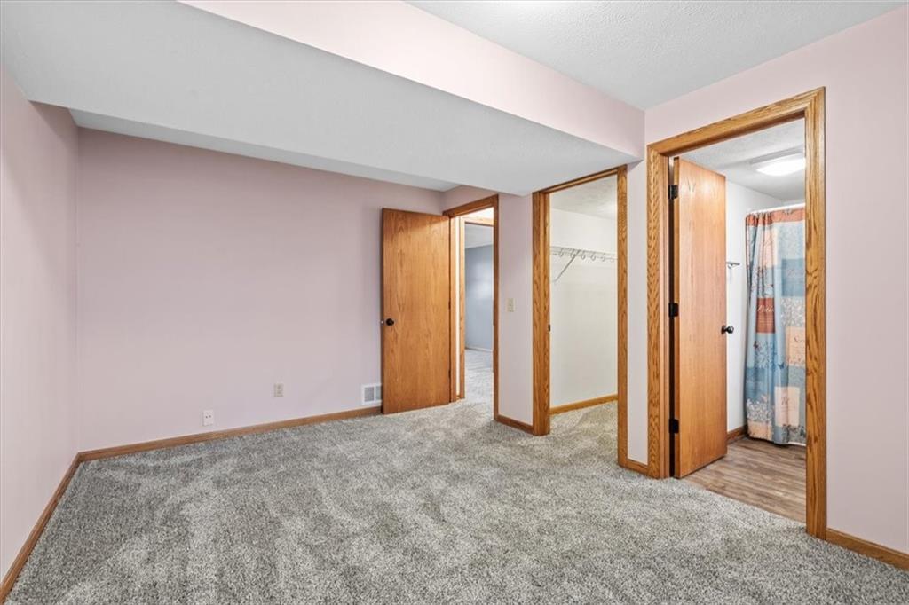 176 Hoffmaster Road New Castle, PA 16102 - Photo 10 of 25 Gallery Image 10