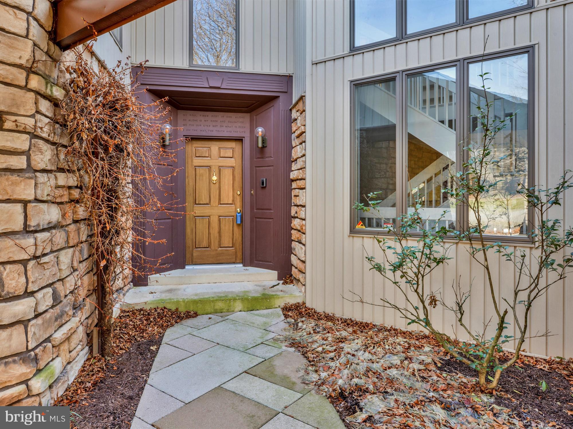 2157 Kulp Road Manheim, PA 17545 - Photo 4 of 52 Entrance
