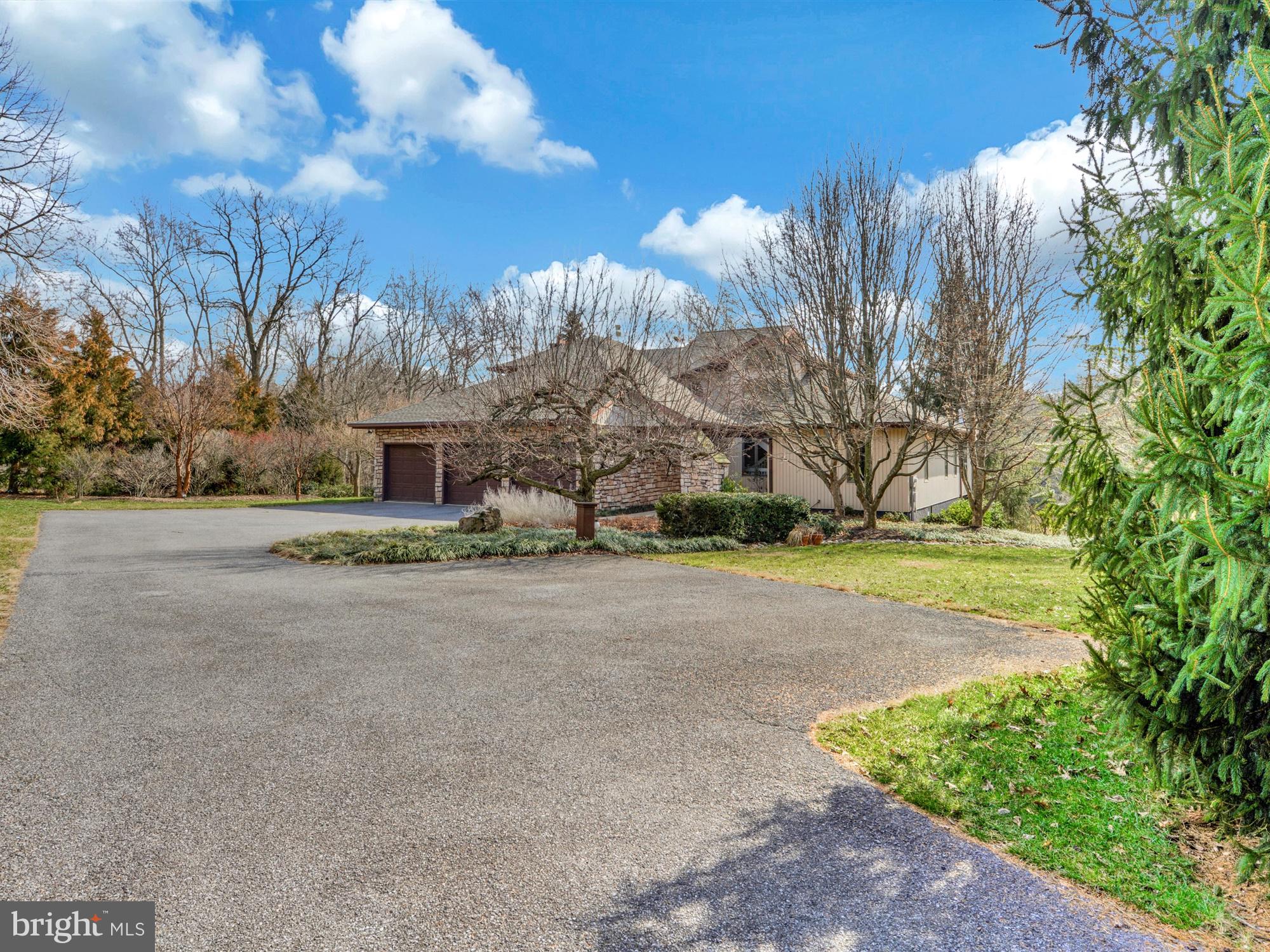 2157 Kulp Road Manheim, PA 17545 - Photo 50 of 52 Driveway View