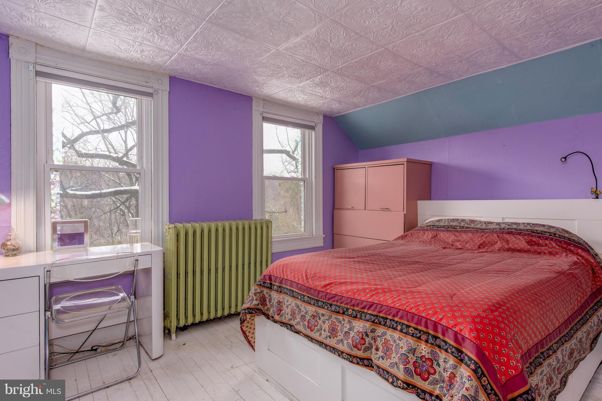 4504 Prospect Circle Baltimore, MD 21216 - Photo 22 of 31 Bedroom 2 - 2nd Floor