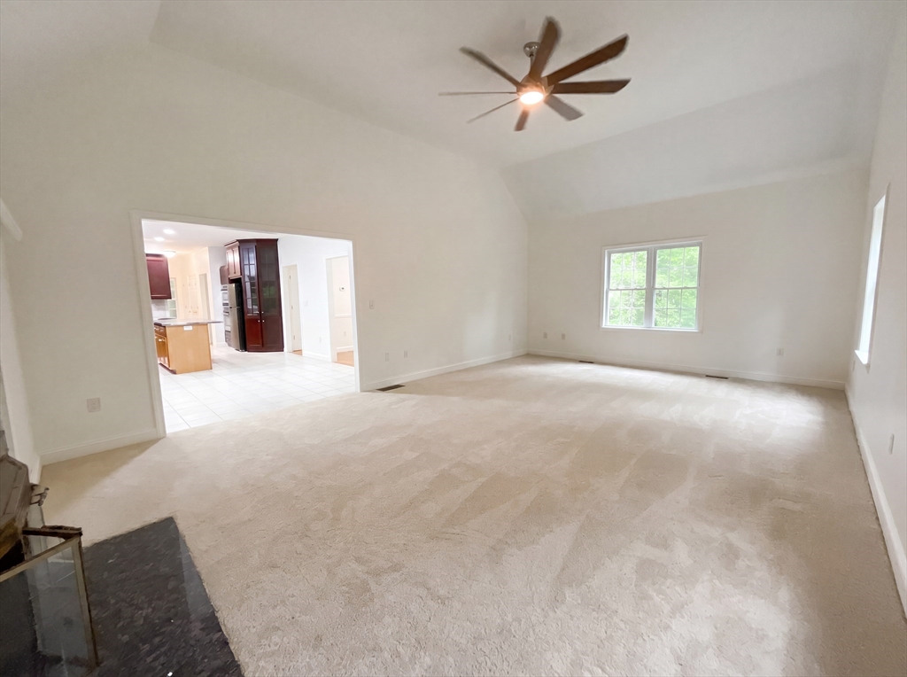 14 Smith Road Sutton, MA 01590 - Photo 3 of 30