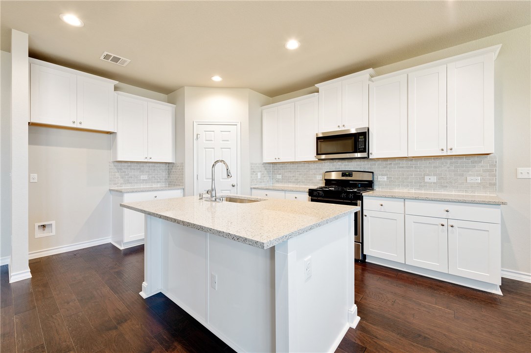 3721 Soft Shore Lane Pflugerville, TX 78660 - Photo 7 of 15