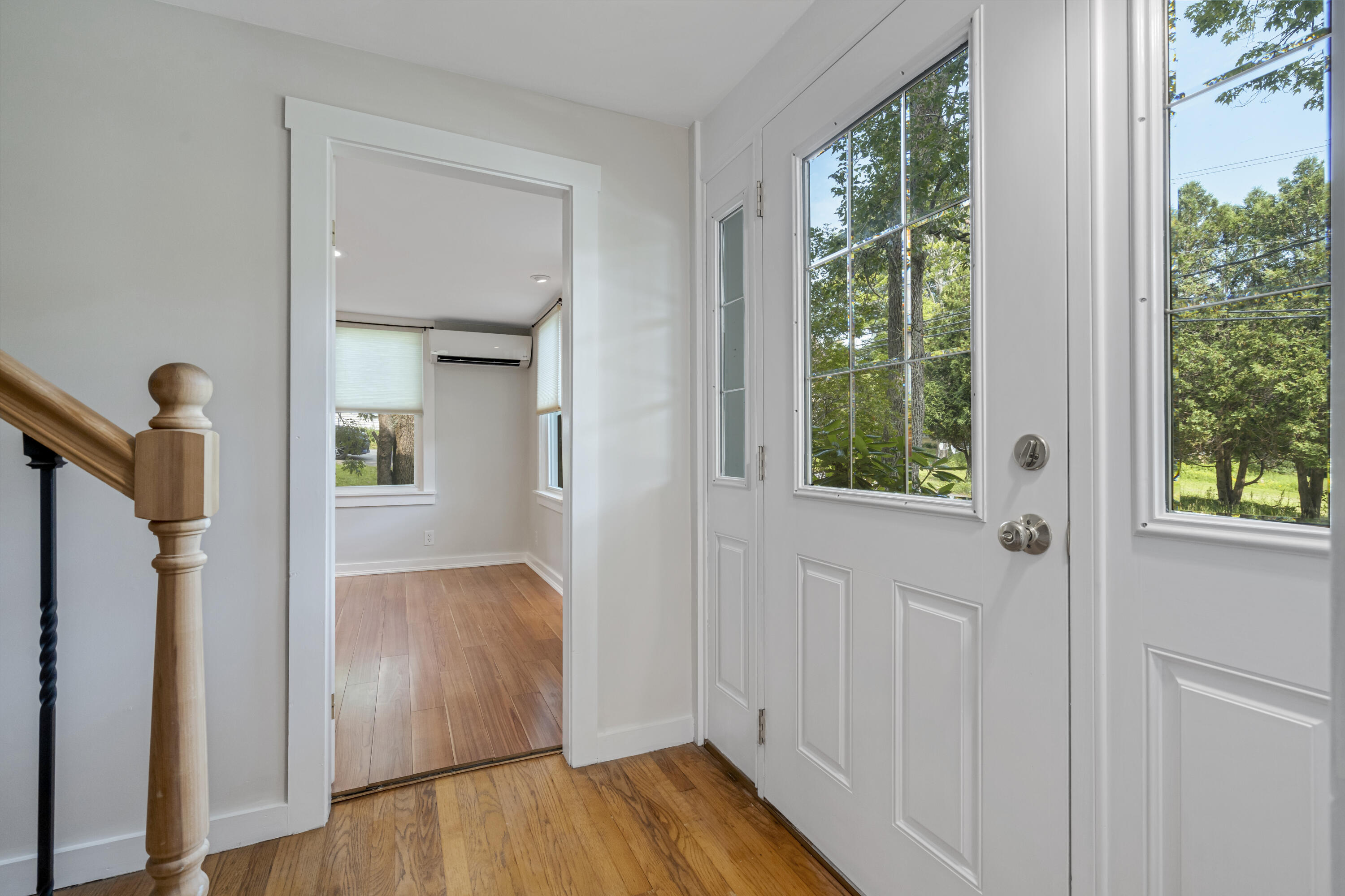 142 River Road Bowdoinham, ME 04008 - Photo 28 of 67 Front Hall