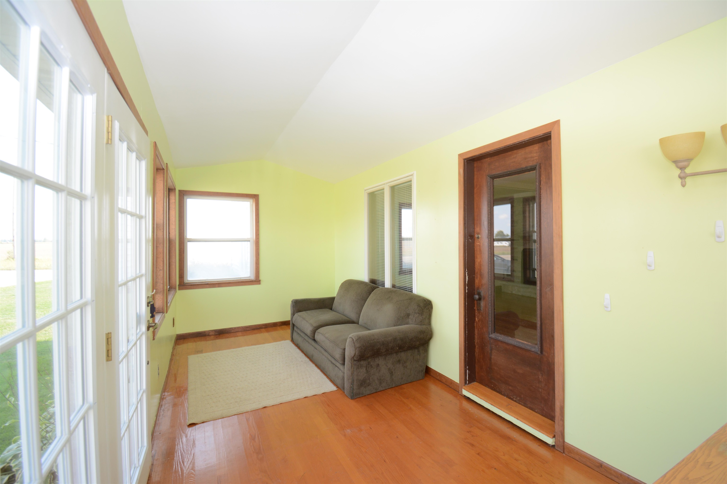 6101 North State Road Owosso, MI 48867 - Photo 7 of 44 50090500-6.JPG