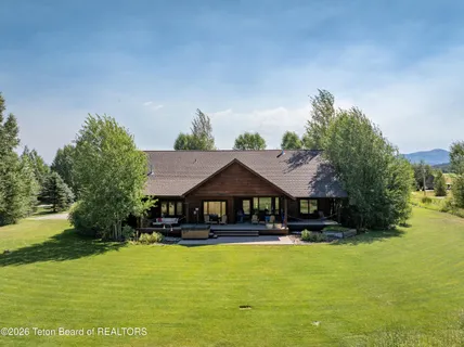 $2,595,000 | 10128 West 2000 South, Victor, ID 83455
