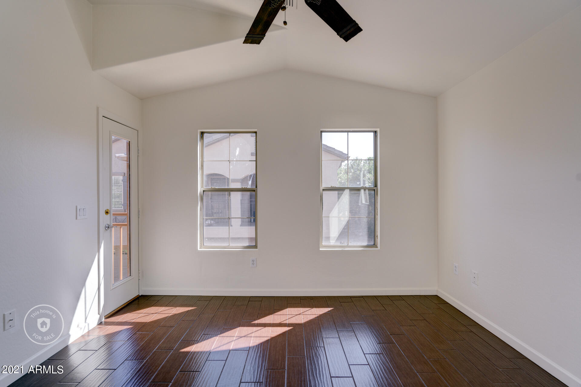 2150 East Bell Road, Unit 1014 Phoenix, AZ 85022 - Photo 17 of 22 photo_17