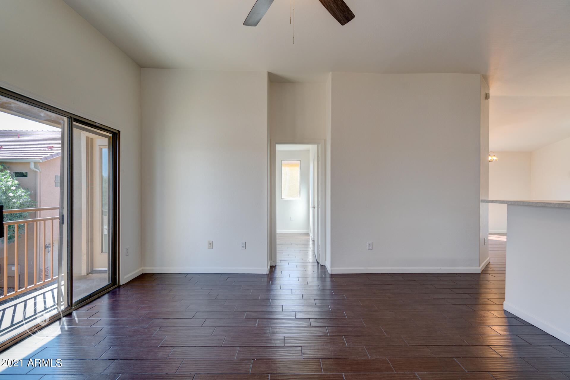 2150 East Bell Road, Unit 1014 Phoenix, AZ 85022 - Photo 5 of 22 photo_05