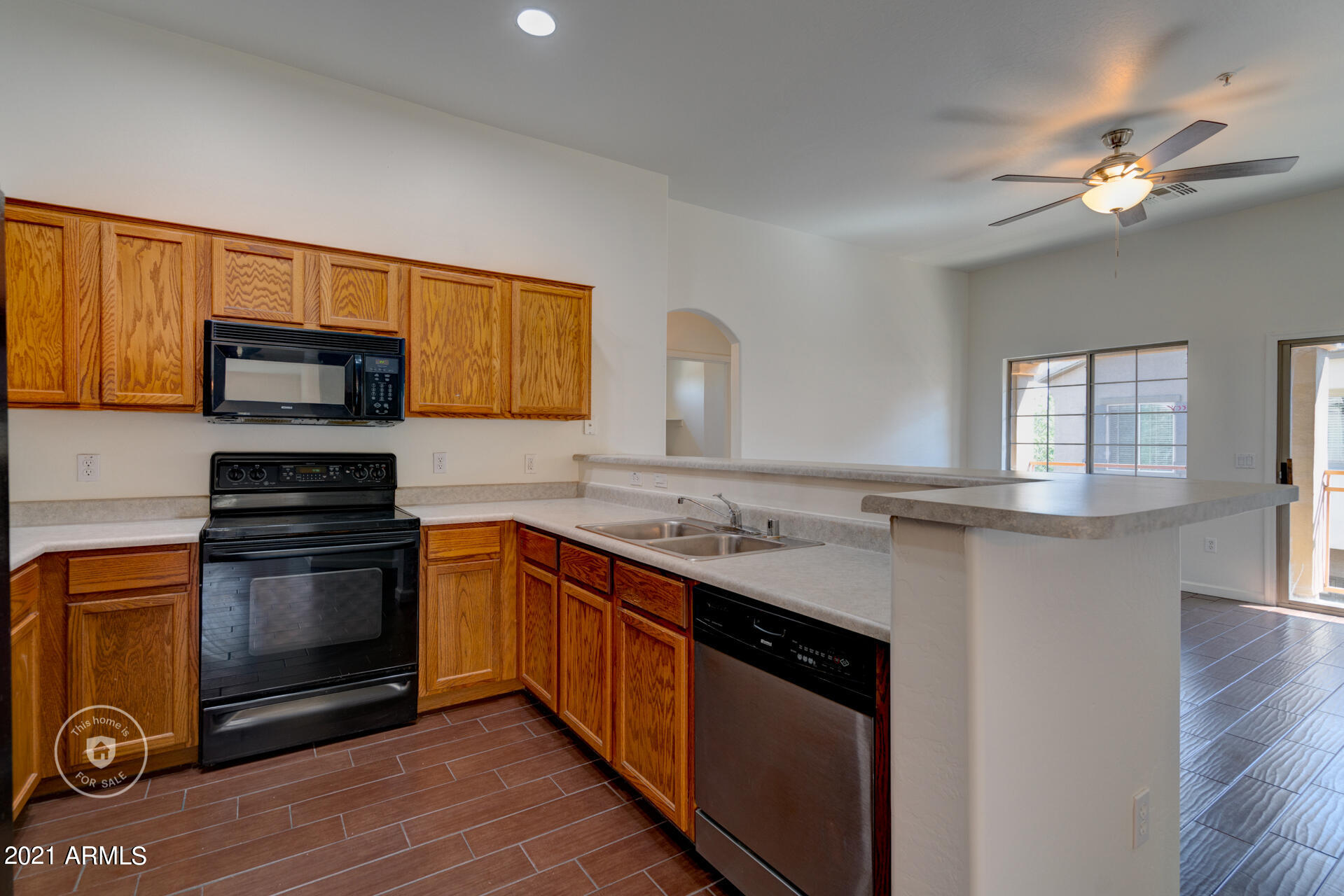 2150 East Bell Road, Unit 1014 Phoenix, AZ 85022 - Photo 10 of 22 photo_10