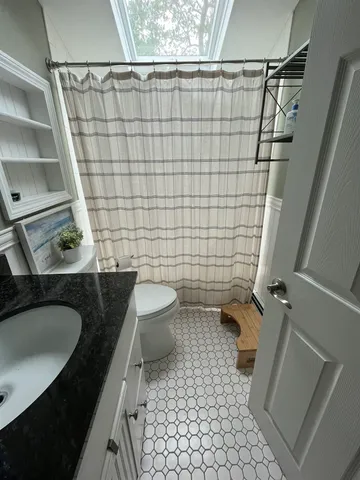 $3,300 | 19 Lou Avenue, Salem, NH 03079