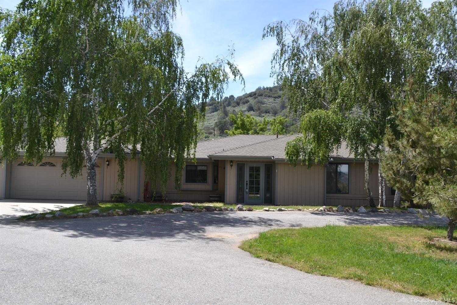 26600 Frontier Way Tehachapi, CA 93561 - Photo 4 of 56 Gallery Image 4