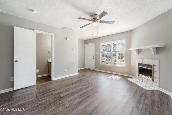 $1,195 | 977 West Pueblo Drive, Jacksonville, NC 28546