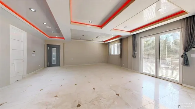 walk in closet with window