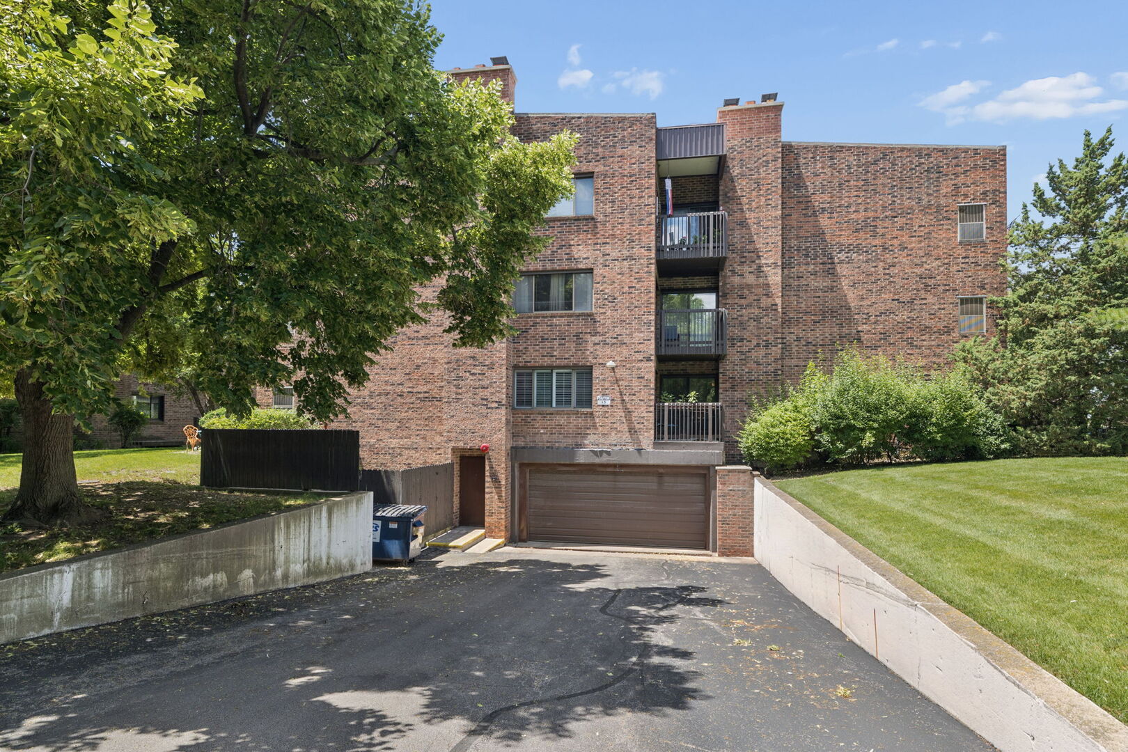 1424 Woodbridge Road, Unit 2B Joliet, IL 60436 - Photo 21 of 28
