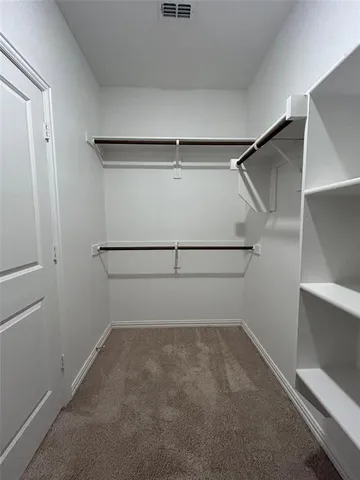 $2,295 | 208 Post Oak Street, Azle, TX 76020