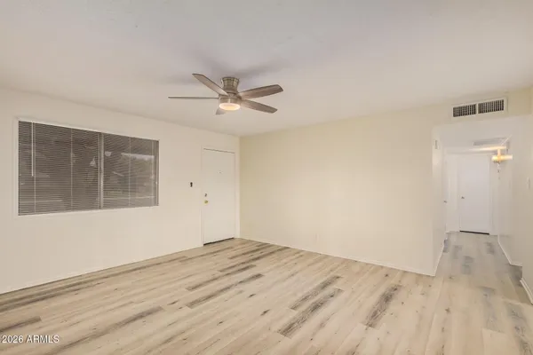 $2,795 | 1136 West 12th Street, Tempe, AZ 85281