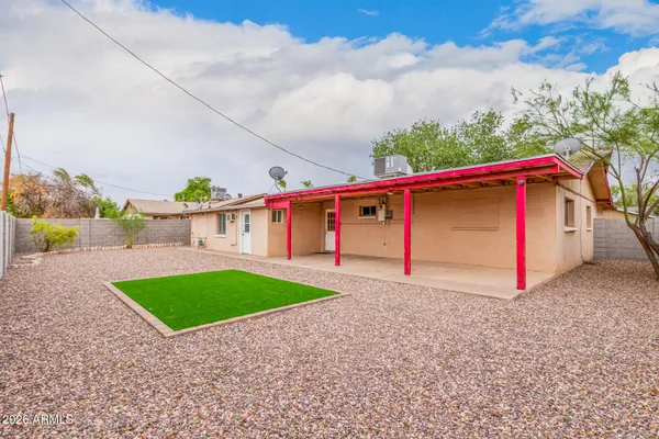 $2,995 | 1136 West 12th Street, Tempe, AZ 85281