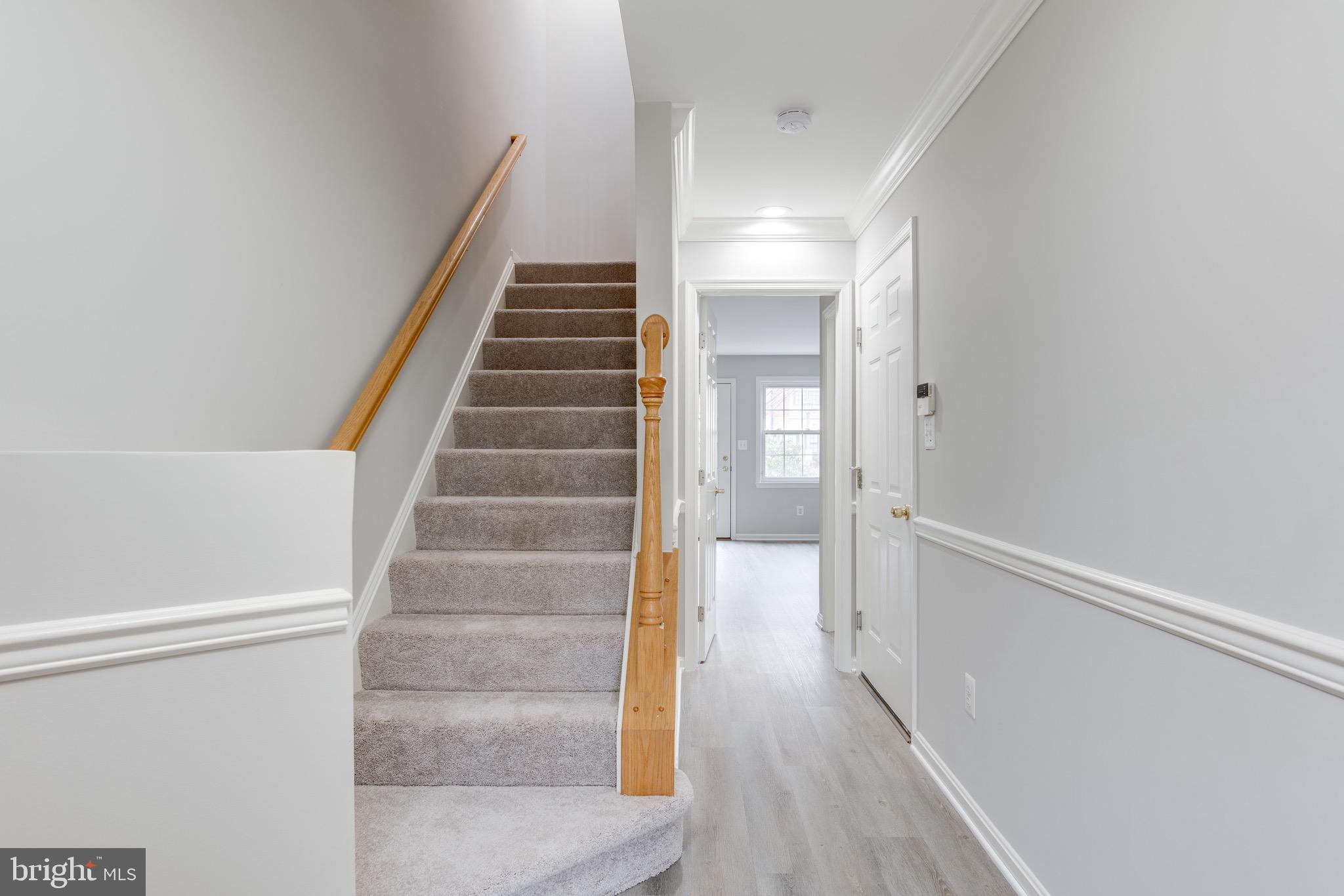 12110 Kinsley Place Reston, VA 20190 - Photo 11 of 51