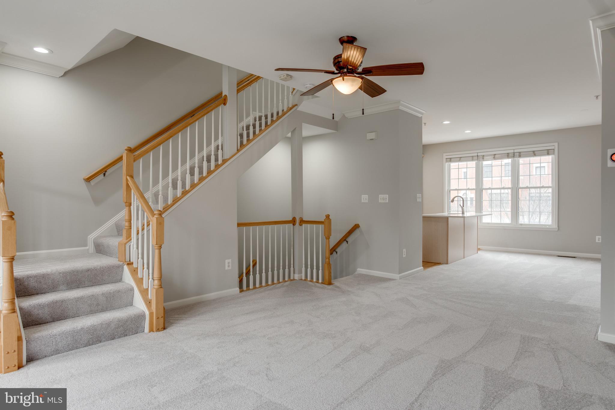 12110 Kinsley Place Reston, VA 20190 - Photo 25 of 51