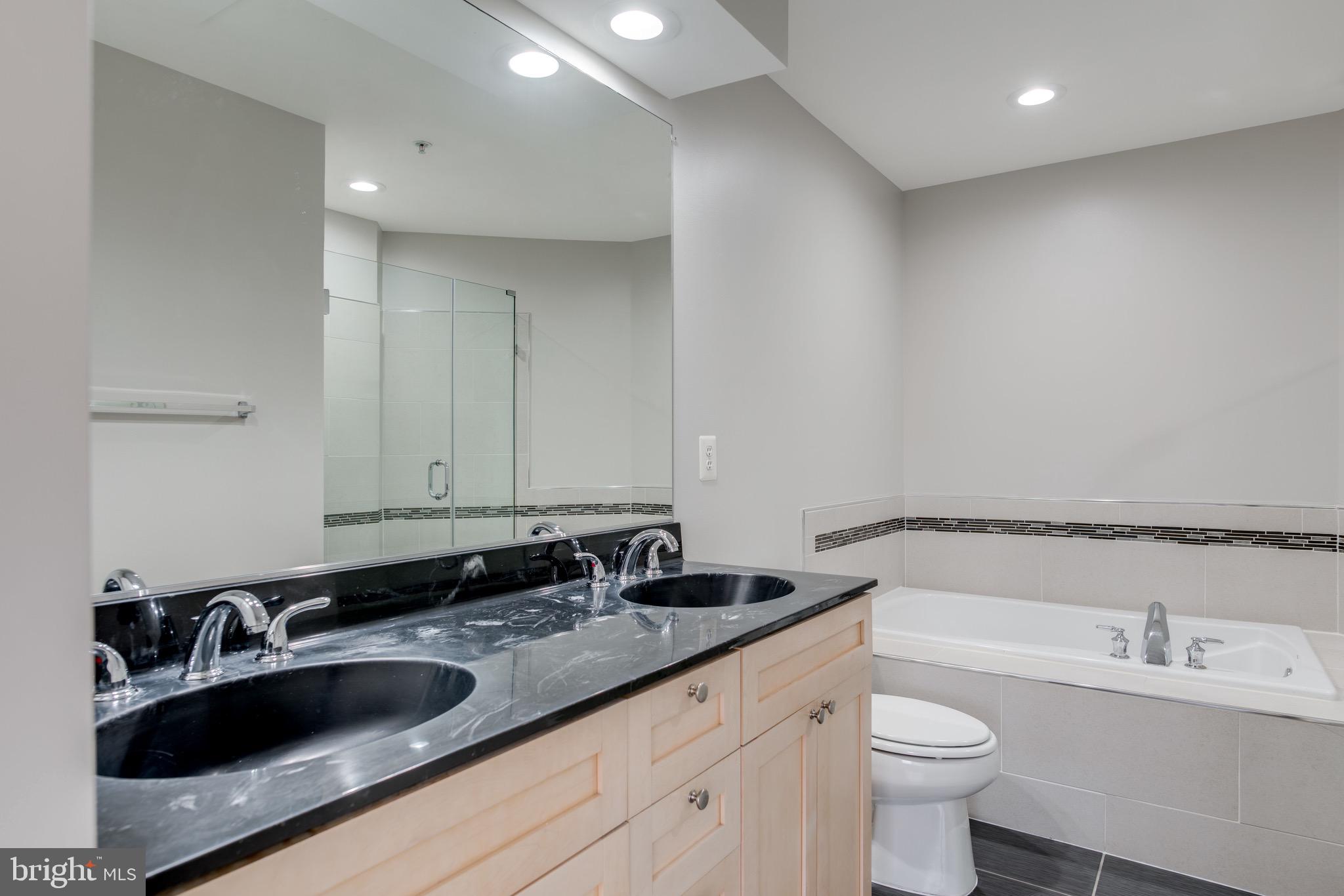 12110 Kinsley Place Reston, VA 20190 - Photo 29 of 51