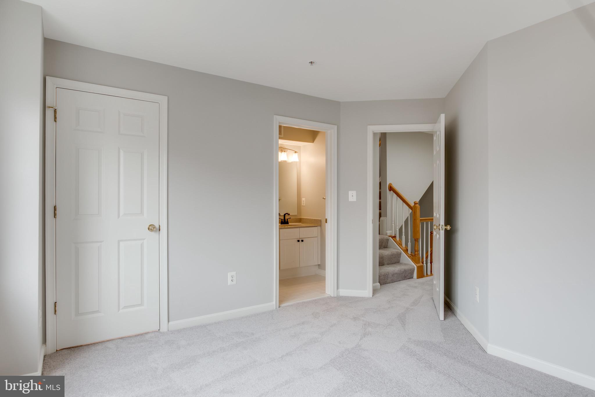 12110 Kinsley Place Reston, VA 20190 - Photo 34 of 51