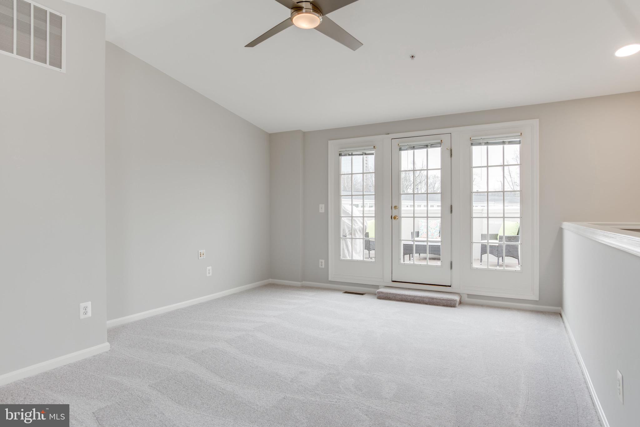 12110 Kinsley Place Reston, VA 20190 - Photo 37 of 51