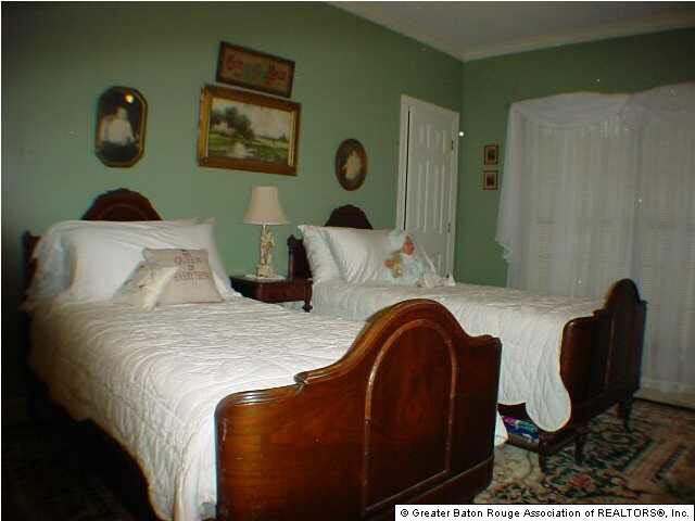 1768 Applewood Road Baton Rouge, LA 70808 - Photo 4 of 10 Gallery Image 4