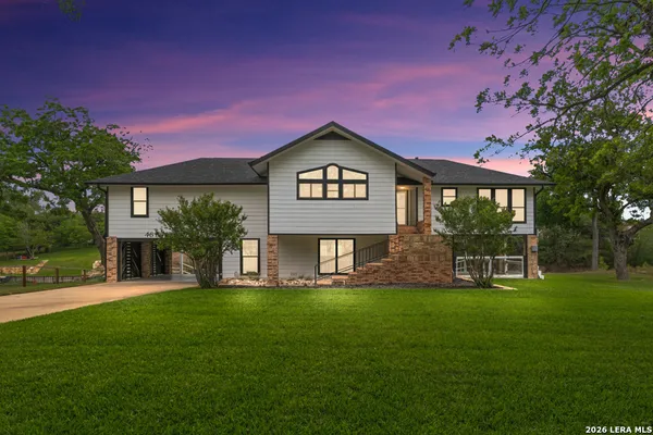 $999,000 | 46 East Hampton Drive, Seguin, TX 78155