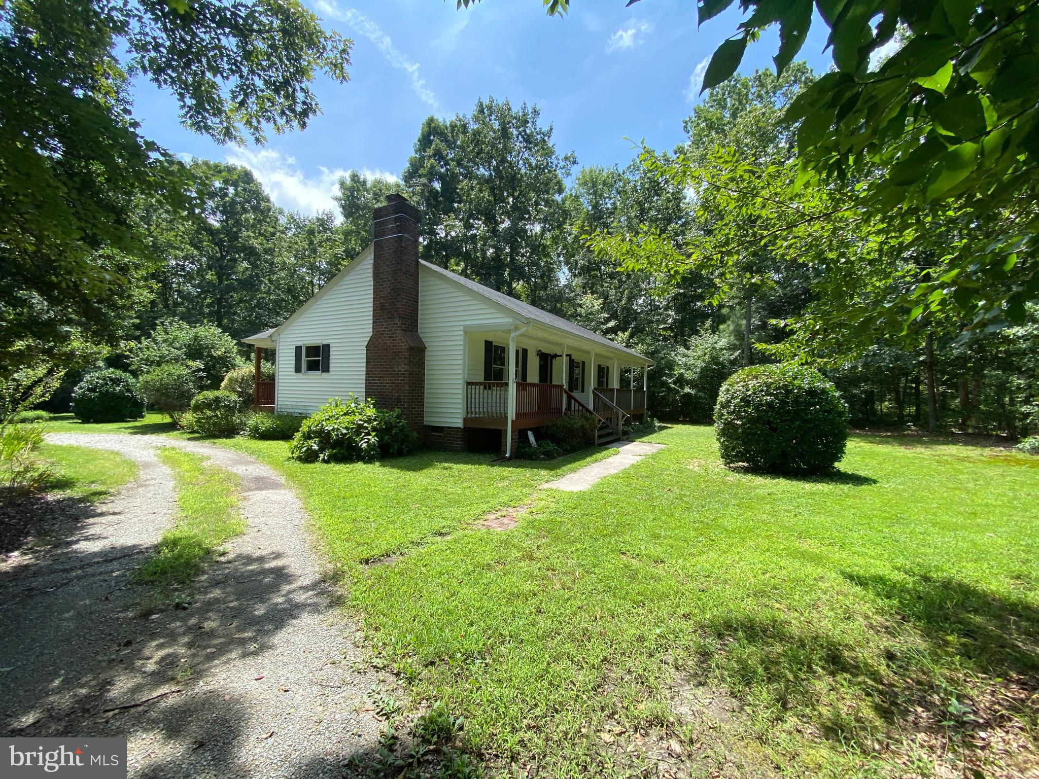 28341 Edgar Road Ruther Glen, VA 22546 - Photo 3 of 31