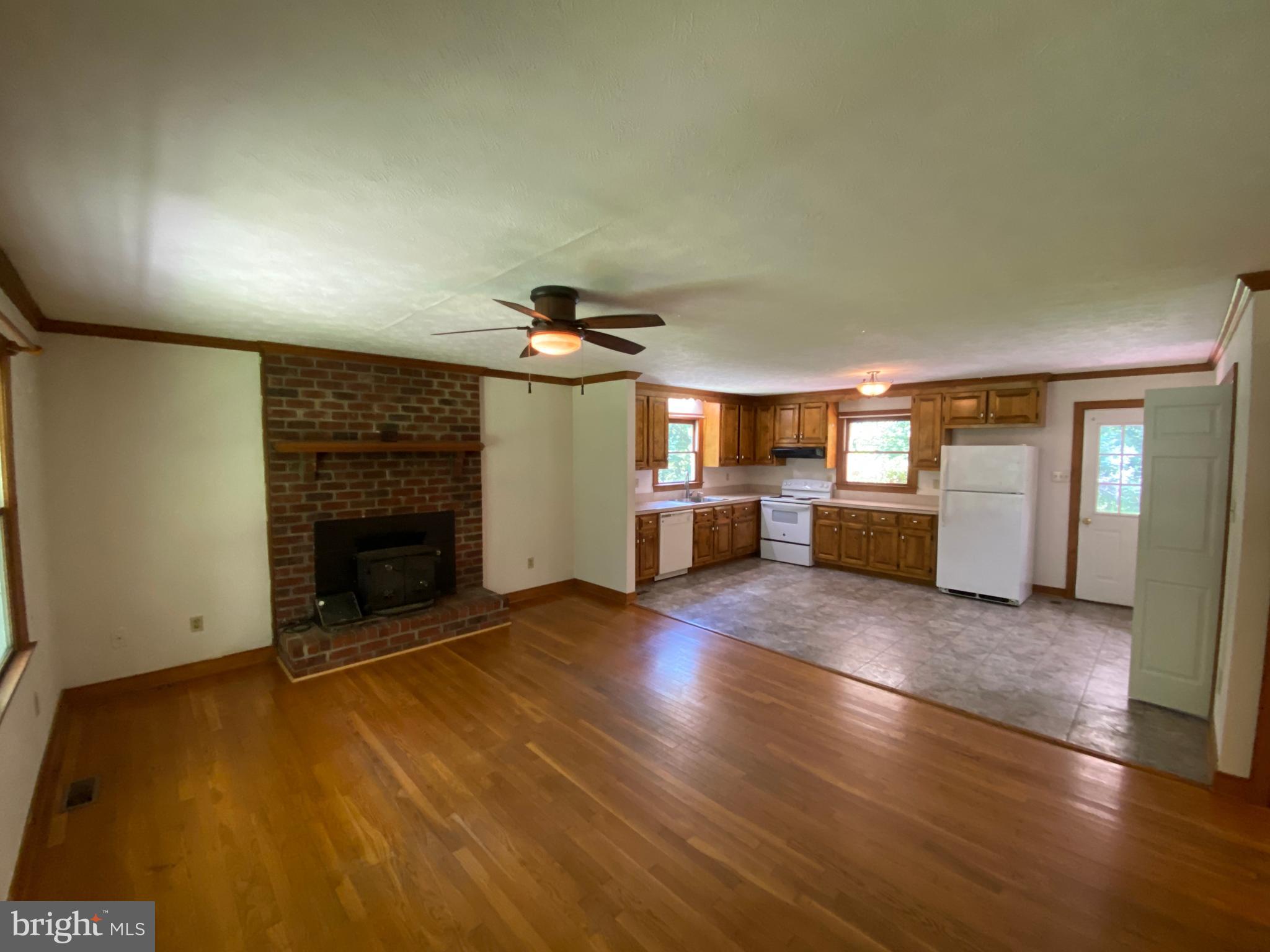 28341 Edgar Road Ruther Glen, VA 22546 - Photo 5 of 31