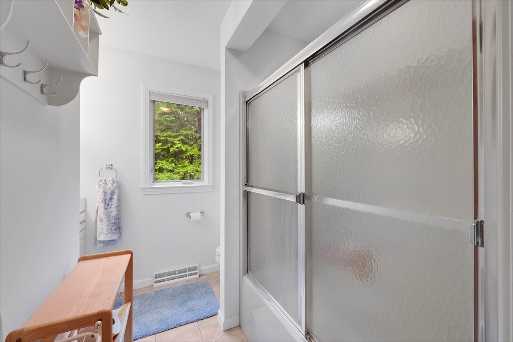 514 Mountain Road Wilbraham, MA 01095 - Photo 11 of 33 Gallery Image 11