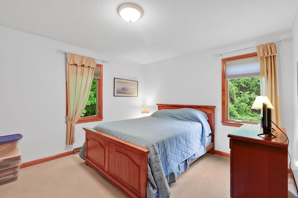 514 Mountain Road Wilbraham, MA 01095 - Photo 12 of 33 Gallery Image 12
