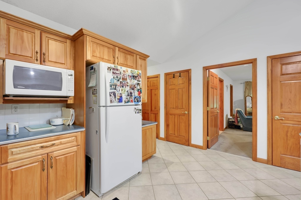 514 Mountain Road Wilbraham, MA 01095 - Photo 18 of 33 Gallery Image 18